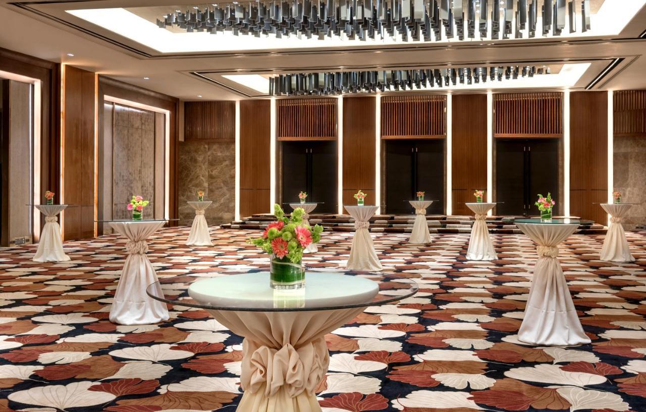 Hotel Marco Polo Plaza Cebu Stadt Exterior foto The Grand Ballroom