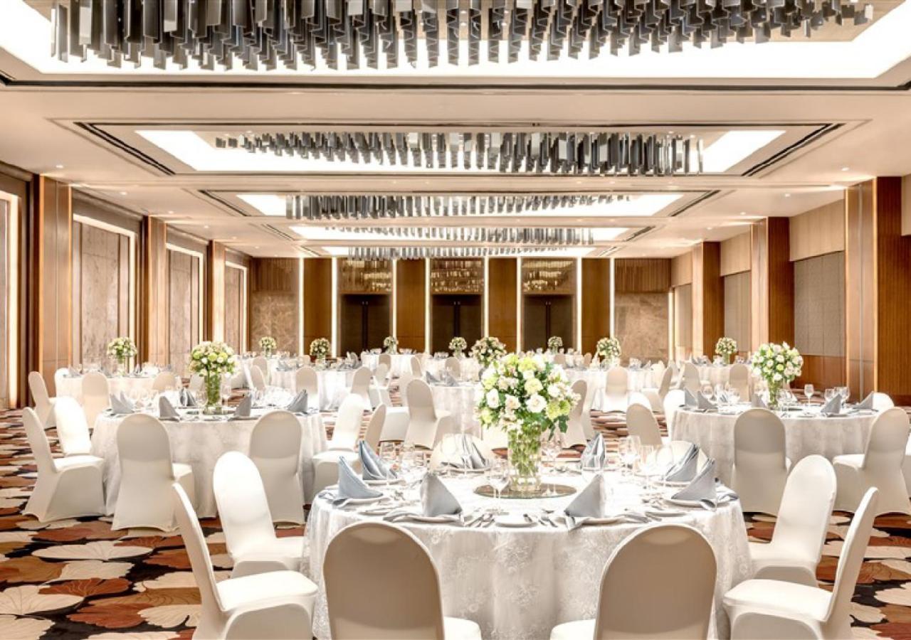 Hotel Marco Polo Plaza Cebu Stadt Exterior foto The ballroom