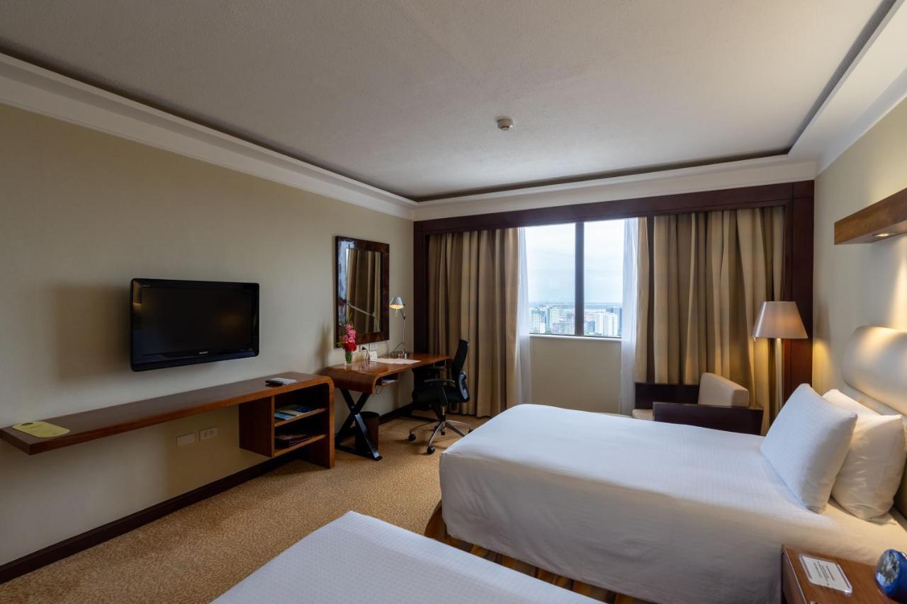 Hotel Marco Polo Plaza Cebu Stadt Exterior foto Deluxe Room